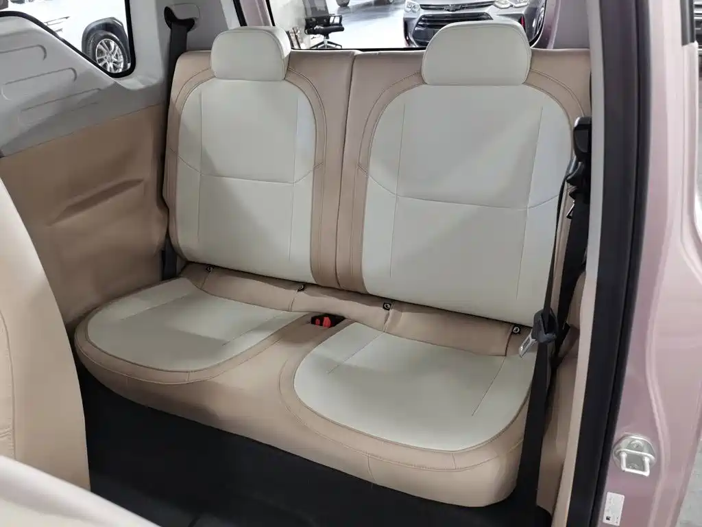 Geely Galaxy Panda 2025 — фото 15