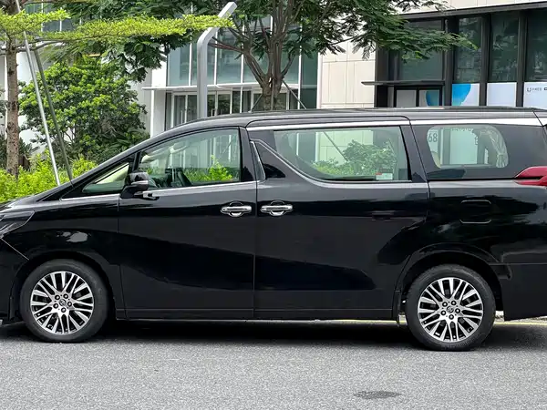 Toyota Alphard 2016