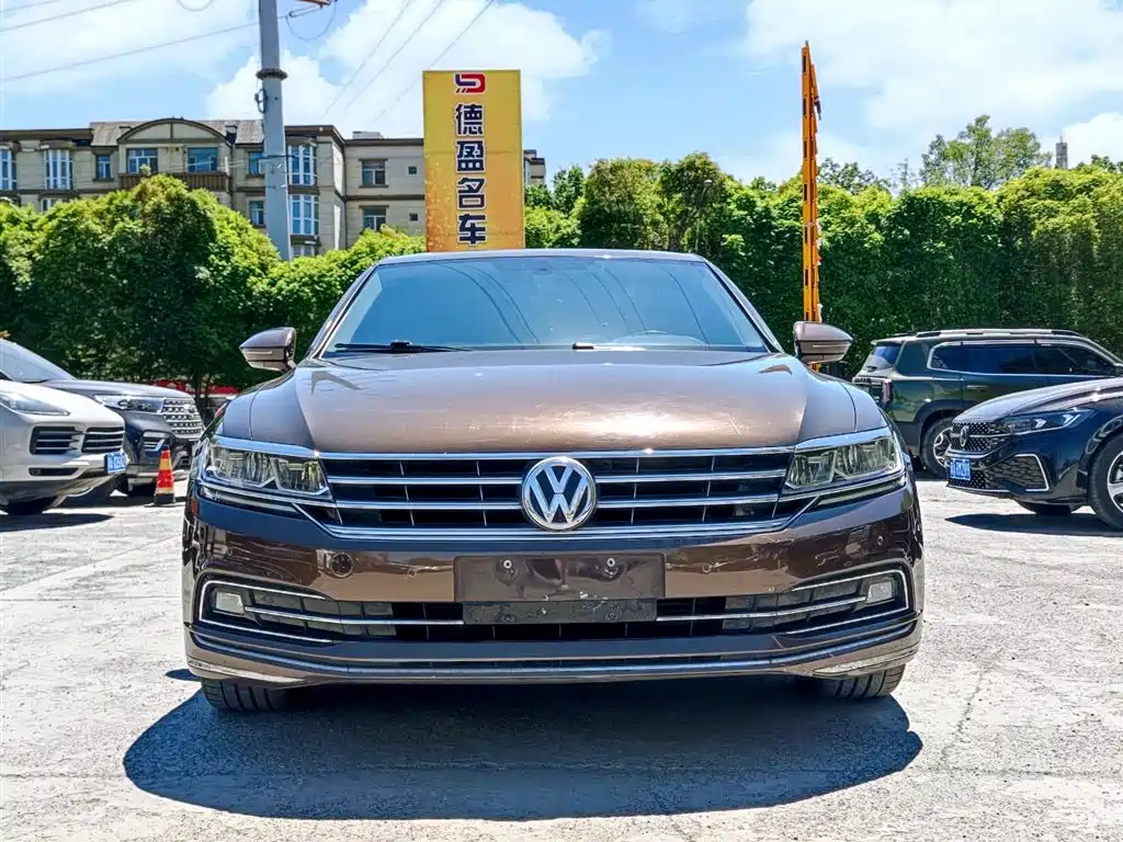 Volkswagen Phideon 2018 — фото 2