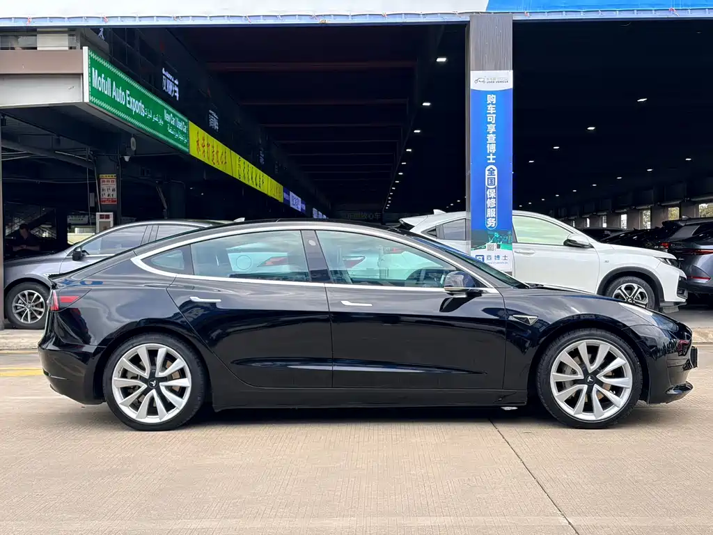 Tesla Model 3 2021 — фото 4