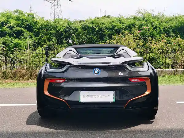 BMW i8 2020