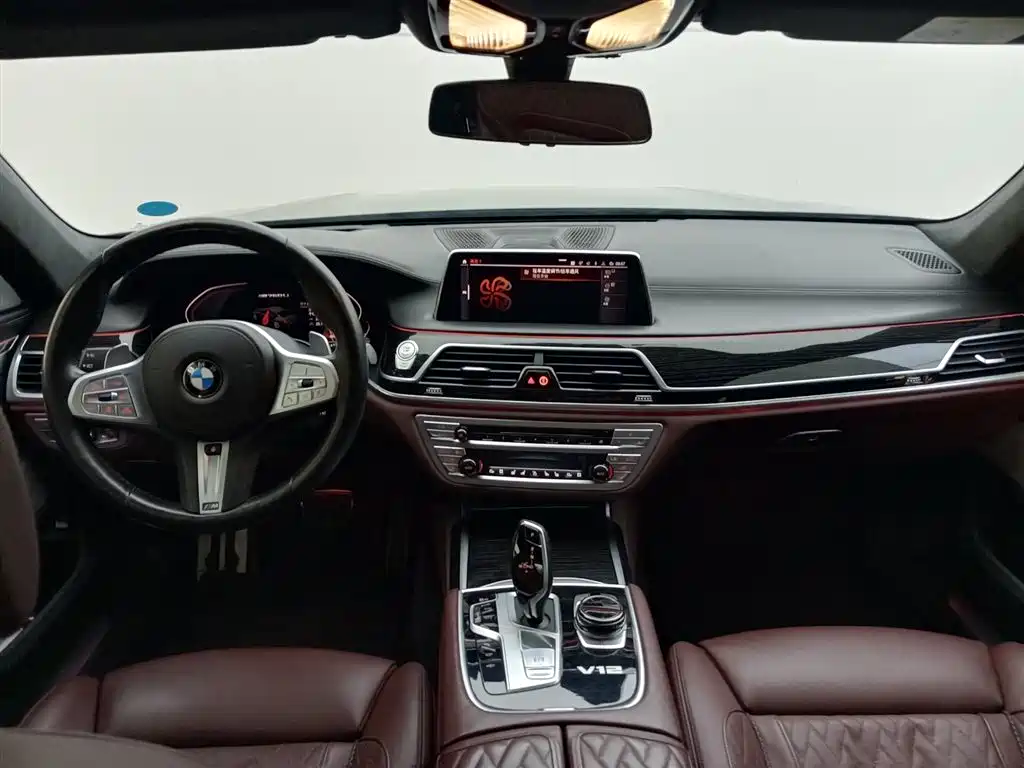 BMW 7 Series 2019 — фото 7