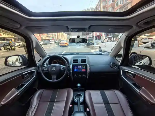 Suzuki Karma 2013