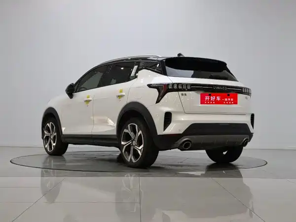 Lynk & Co 06 2023