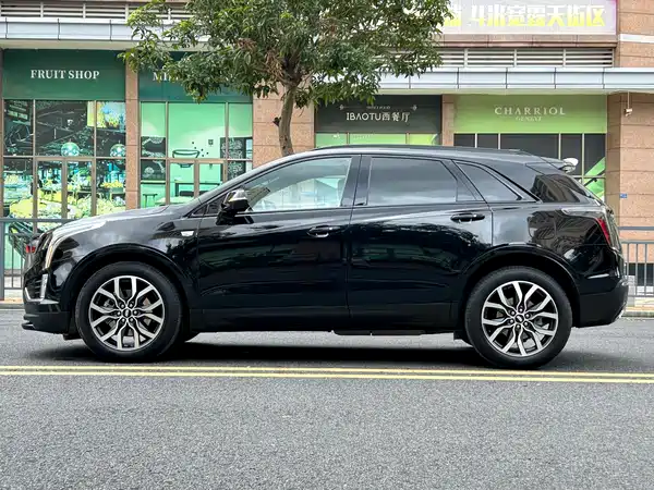 Cadillac XT5 2023