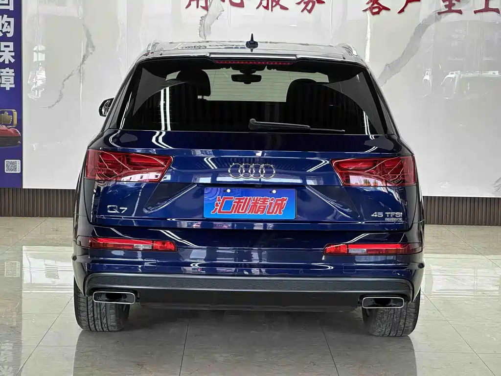 Audi Q7 2019 — фото 18