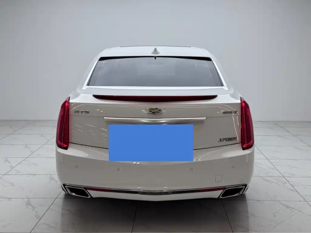 Cadillac XTS 2017 — фото 8