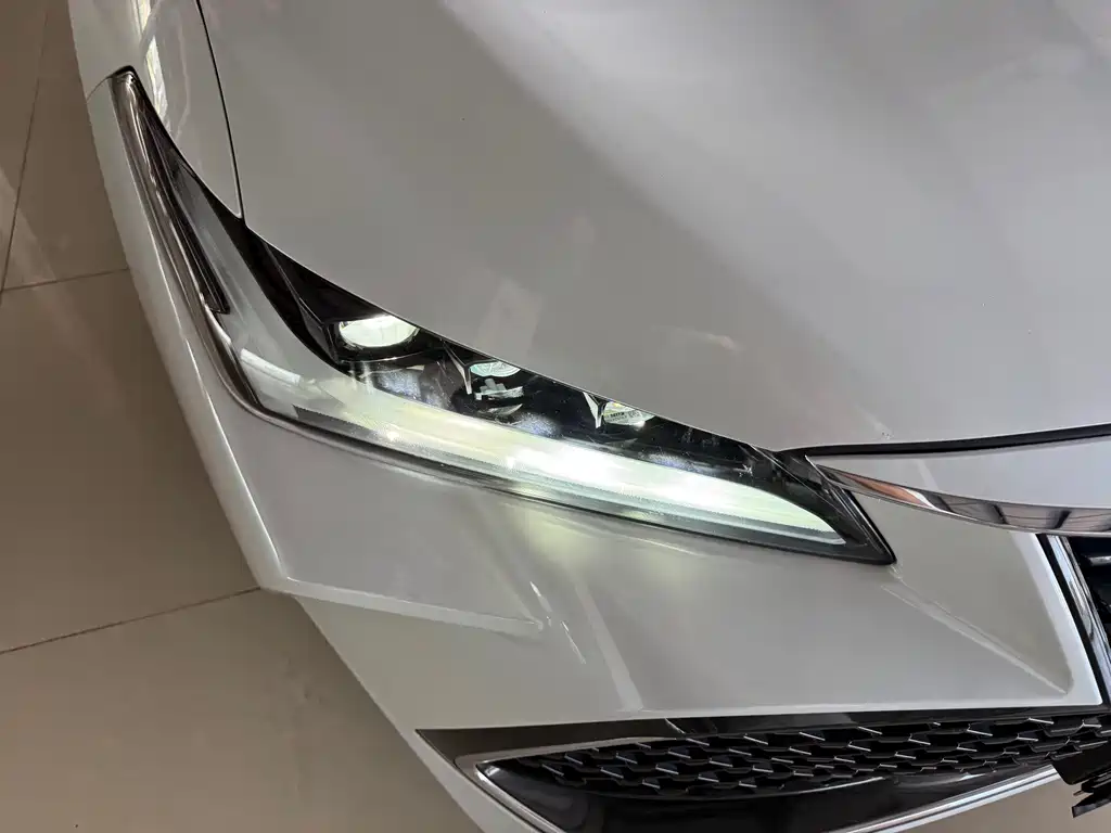 Toyota Avalon 2023 — фото 19
