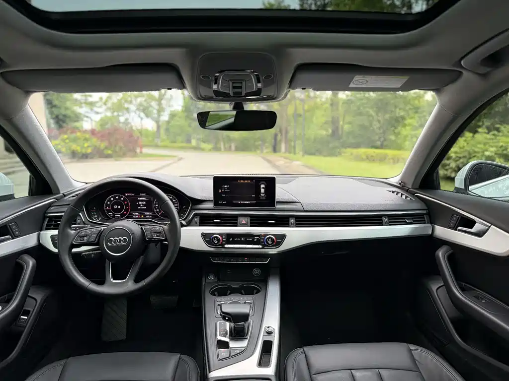 Audi A4L 2019