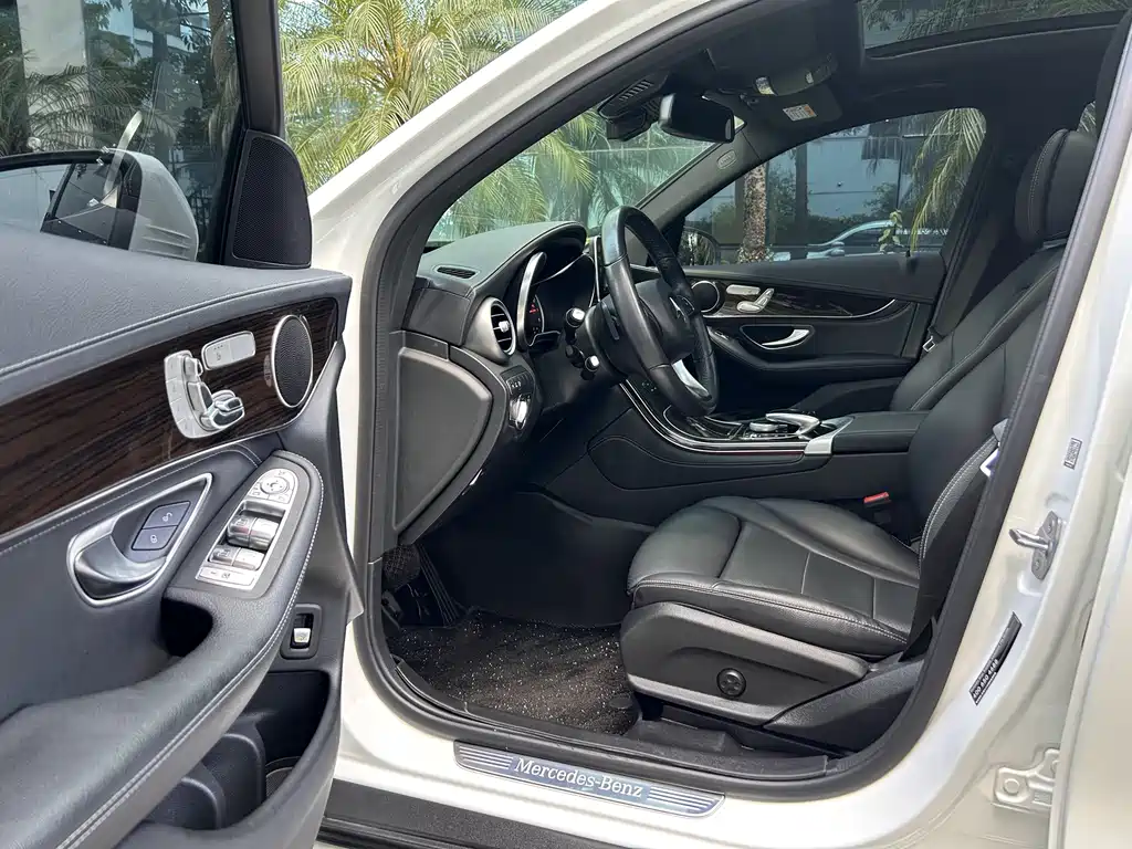 Mercedes-Benz GLC 2019