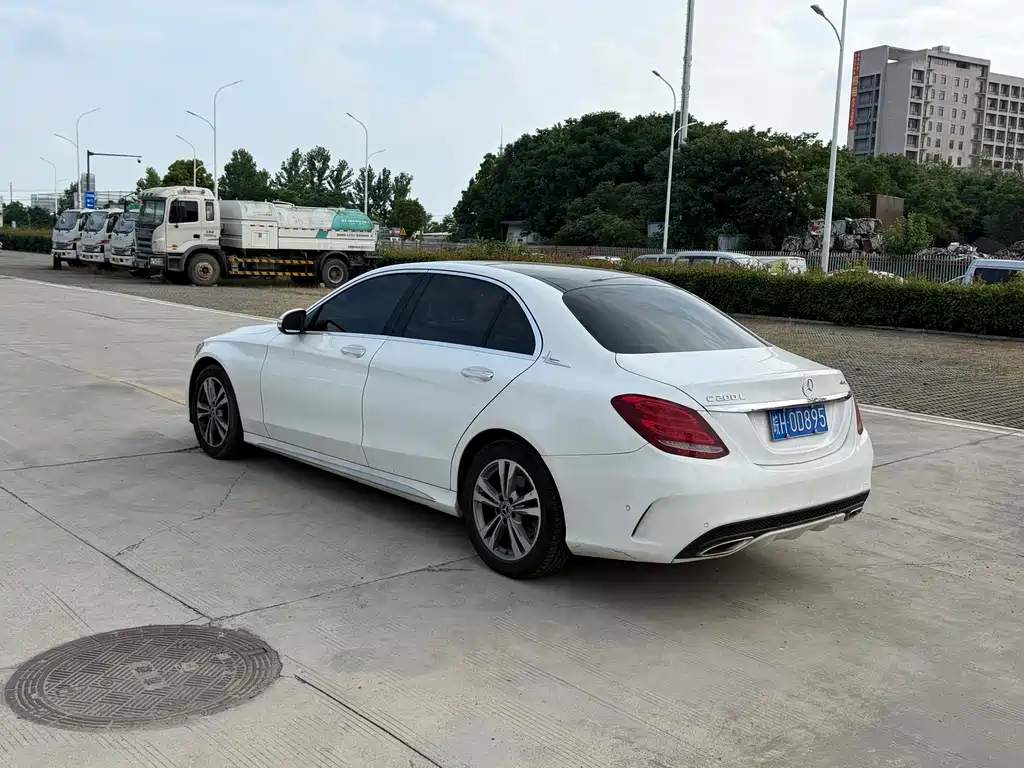 Mercedes-Benz C-Class 2017
