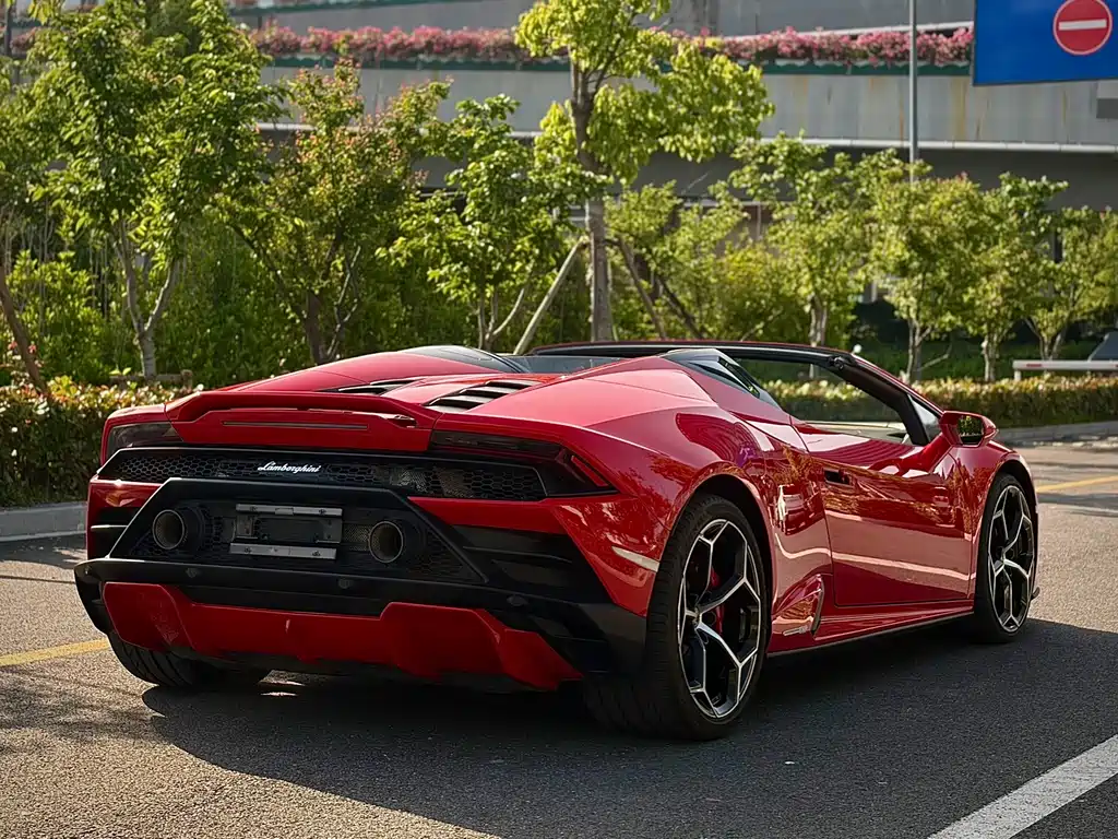 Lamborghini Huracán 2021 — фото 4