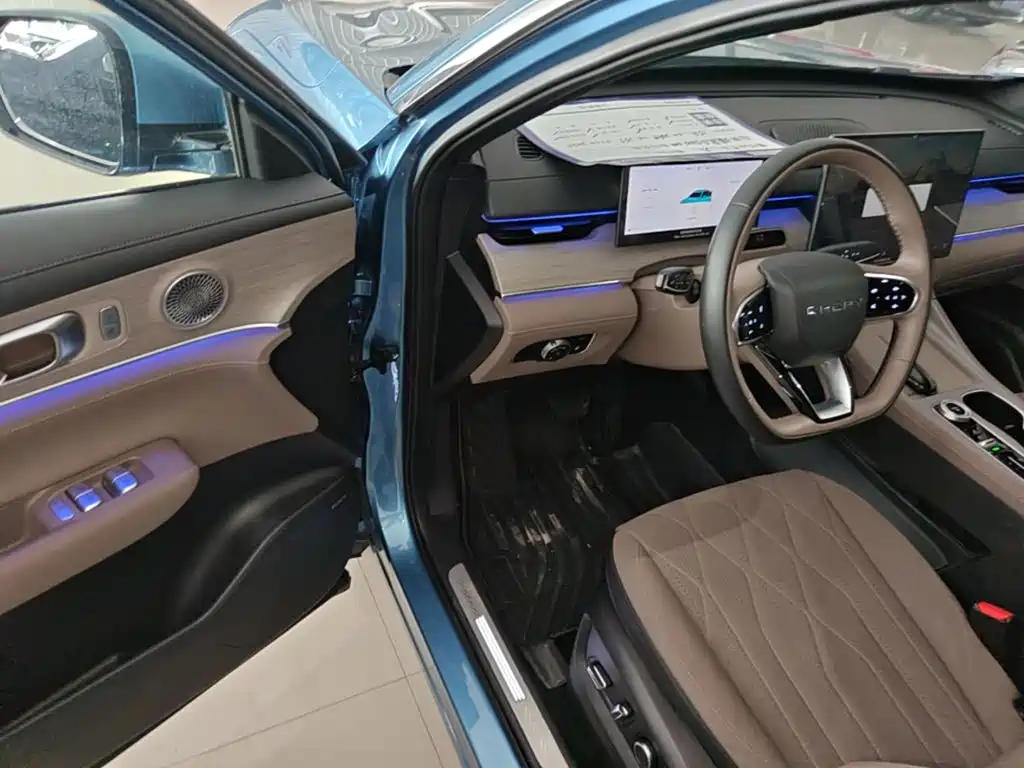 Chery Tiggo 8 PLUS C-DM 2024 — фото 16