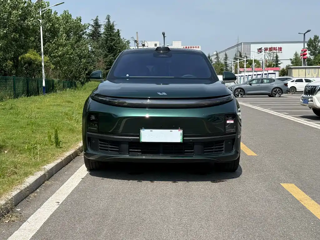 Li Auto Li L7 2025