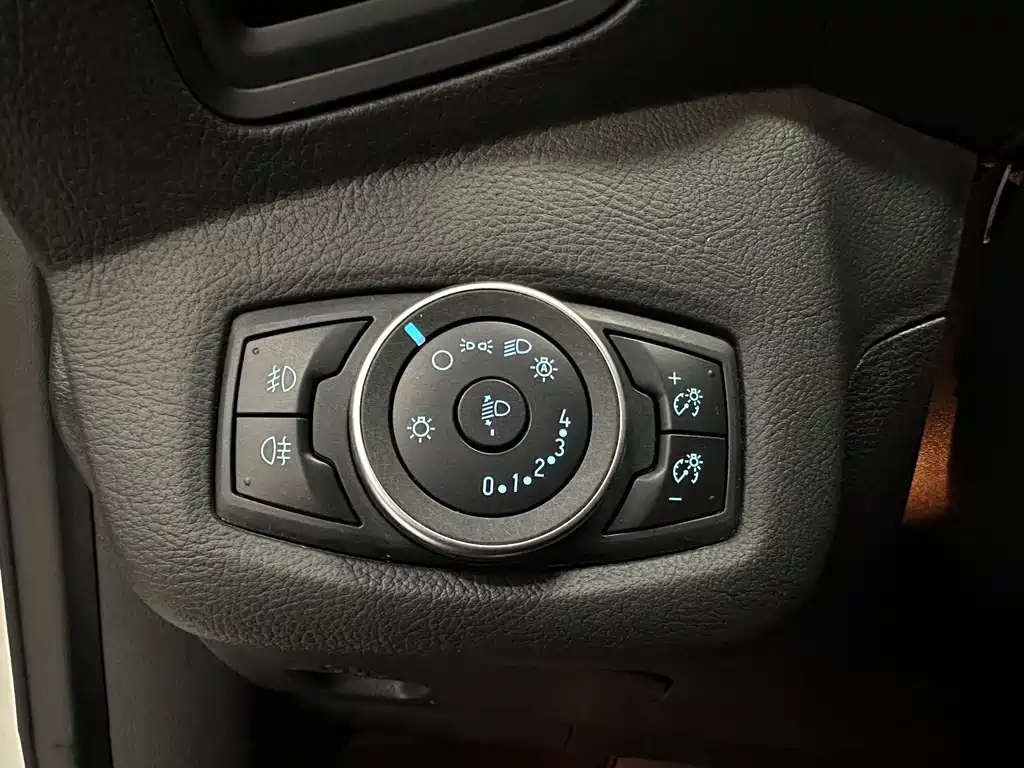 Ford Kuga 2021 — фото 10