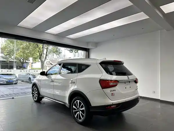 Dongfeng Scenery 580 2016