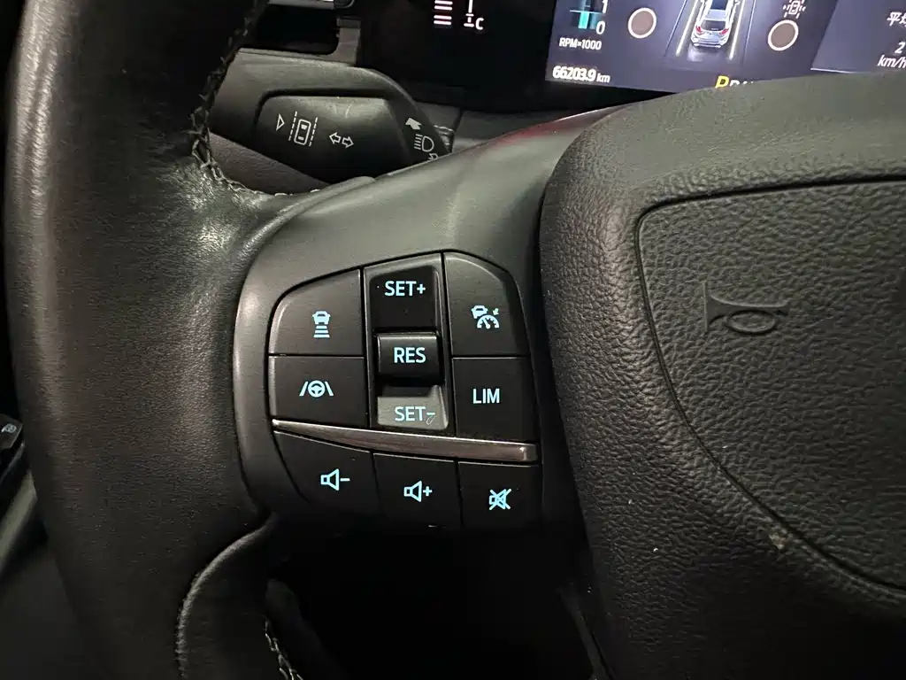 Ford Edge 2021 — фото 12