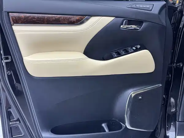 Toyota Alphard 2019