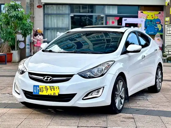 Hyundai Elantra Langdong 2015
