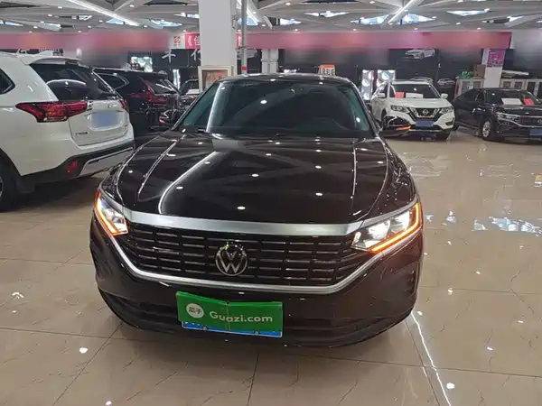 Volkswagen Passat 2024
