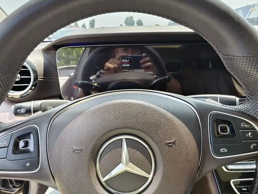 Mercedes-Benz E-Class 2017