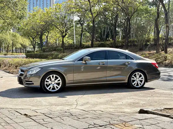 Mercedes-Benz CLS 2012