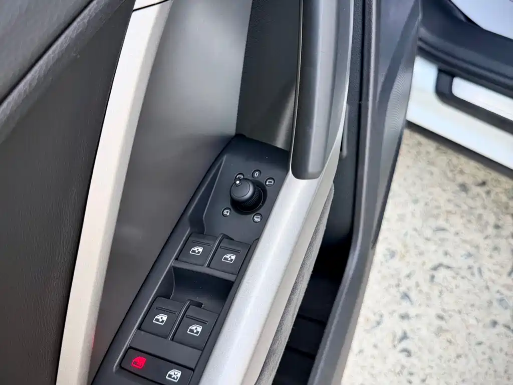 Audi Q3 2022 — фото 17