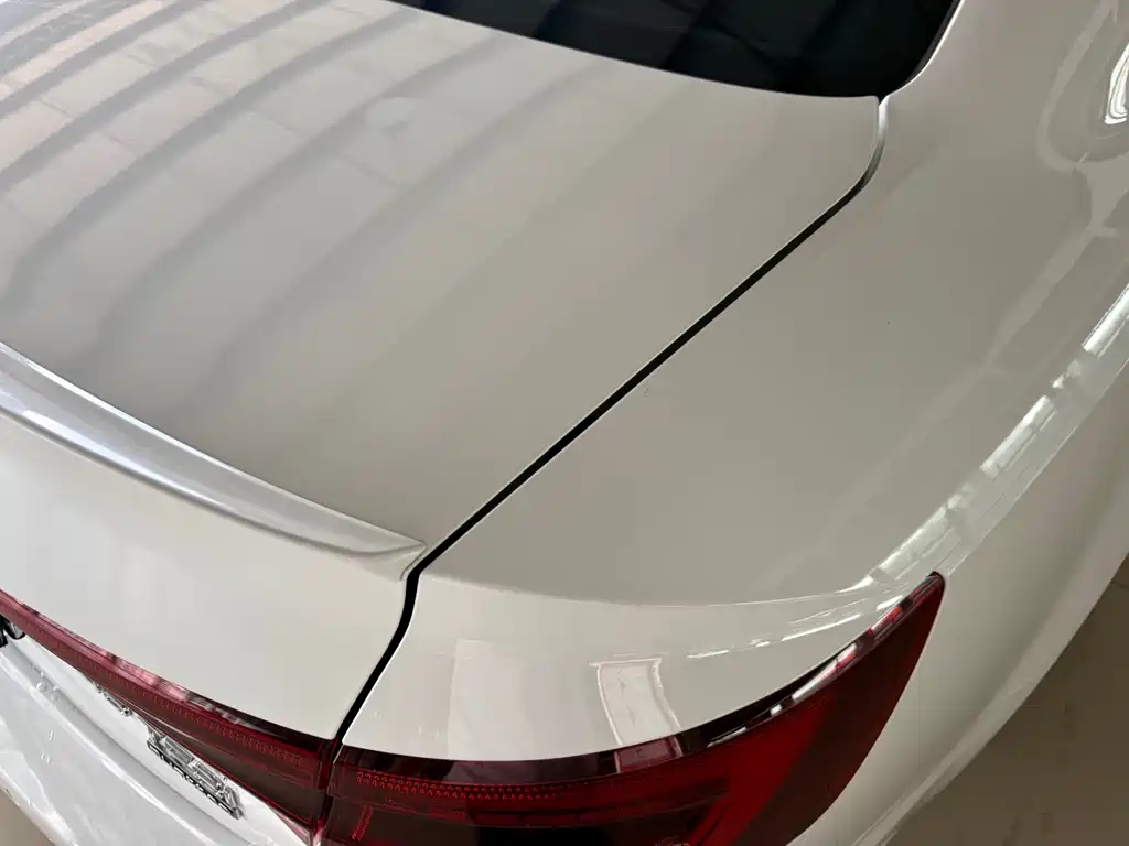 Audi A4L 2019 — фото 13