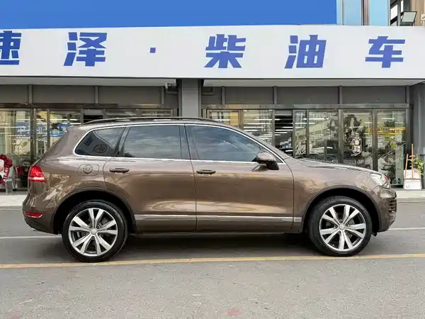 Volkswagen Touareg 2015