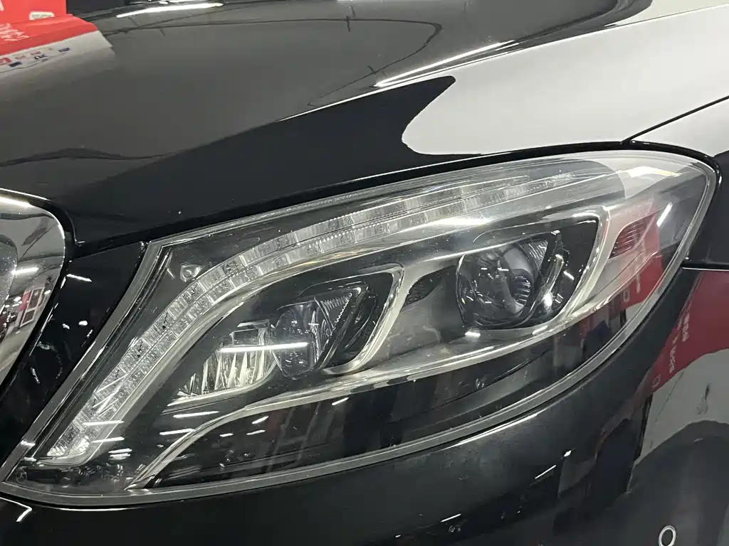Mercedes-Benz S-Class 2015