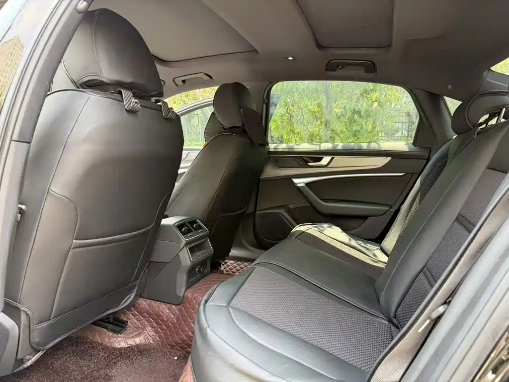 Audi A6L 2021