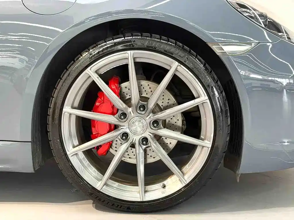 Porsche 718 2016
