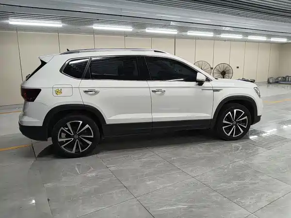 Volkswagen Tharu 2021