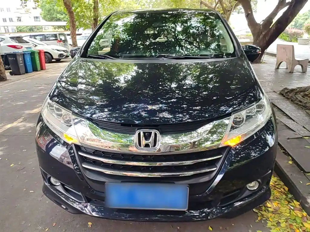 Honda Odyssey 2016 — фото 3