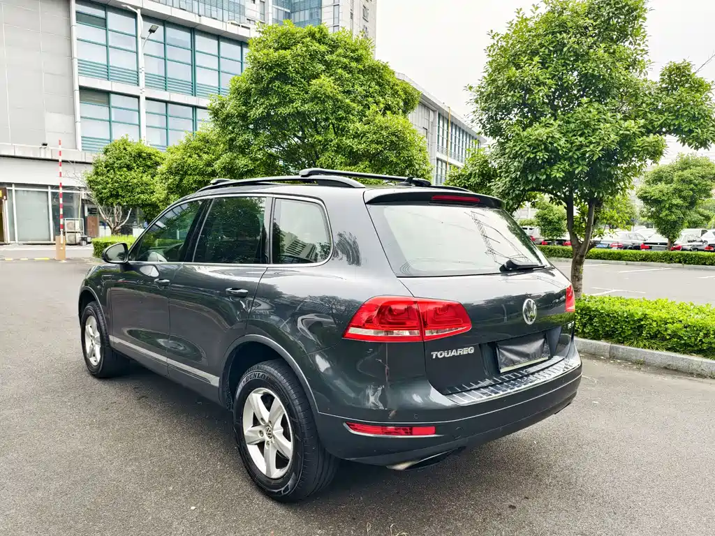 Volkswagen Touareg 2011