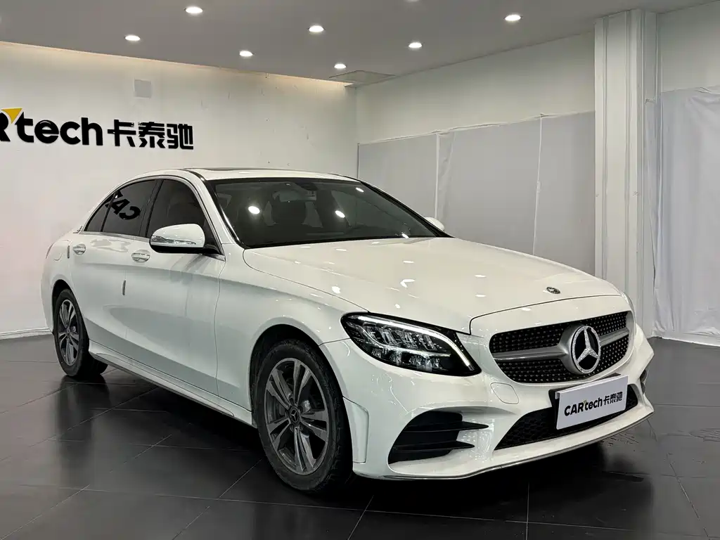 Mercedes-Benz C-Class 2019