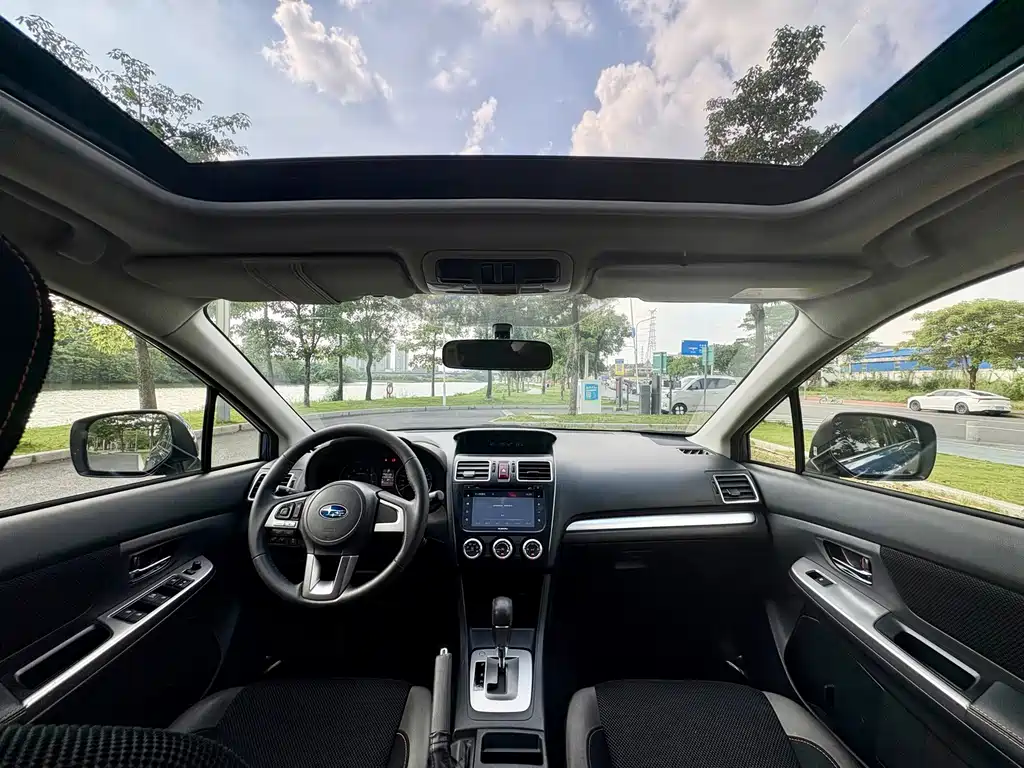 Subaru XV 2016 — фото 8