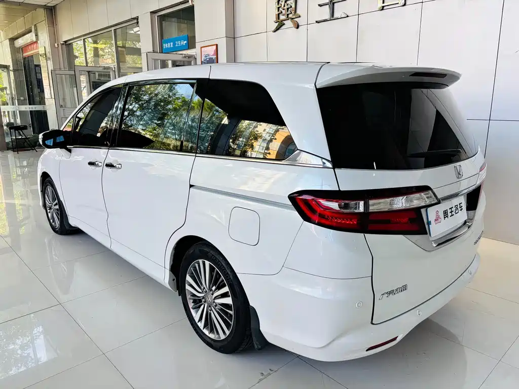 Honda Odyssey 2019 — фото 4