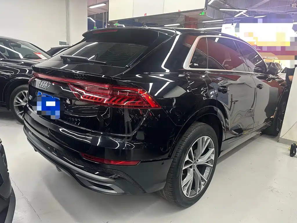 Audi Q8 2020