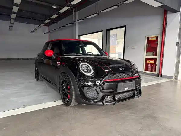 MINI JCW 2018