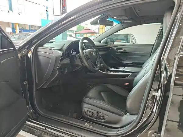 Toyota Avalon 2022