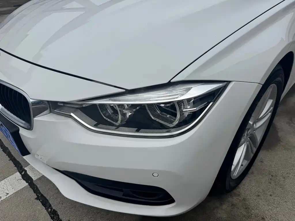 BMW 3 Series 2016