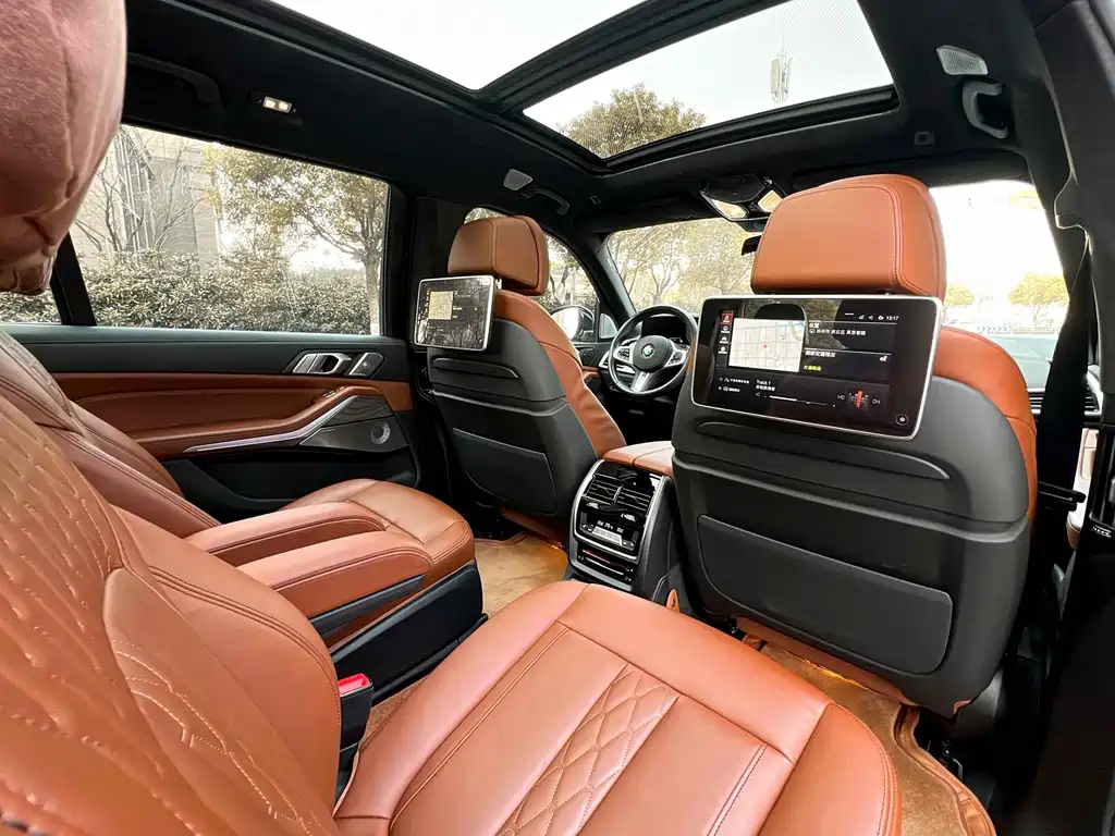 BMW X7 2020 — фото 20