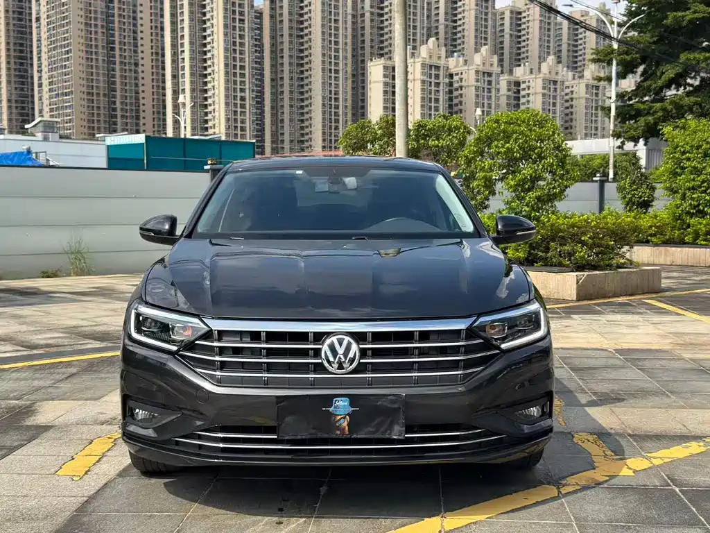 Volkswagen Sagitar 2022