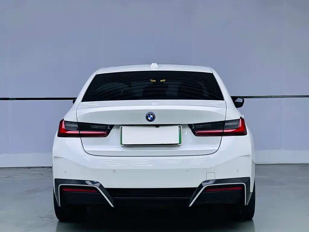 BMW i3 2023