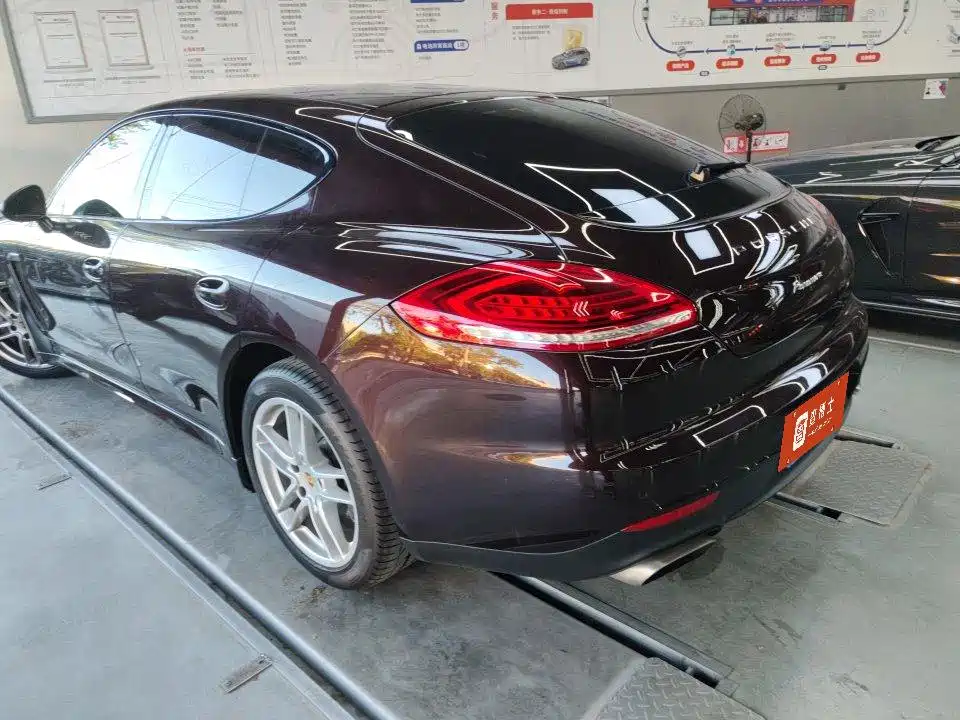 Porsche Panamera 2016 — фото 9