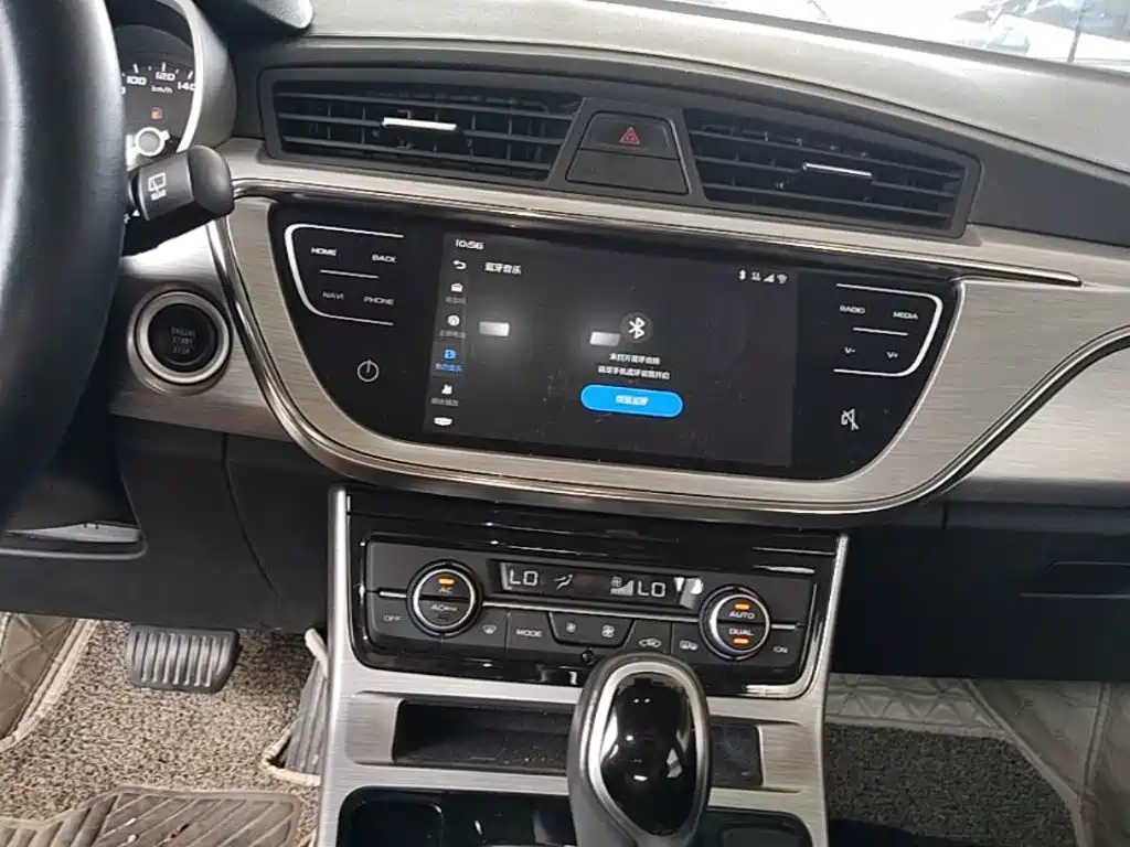 Geely Emgrand GS 2019 — фото 13