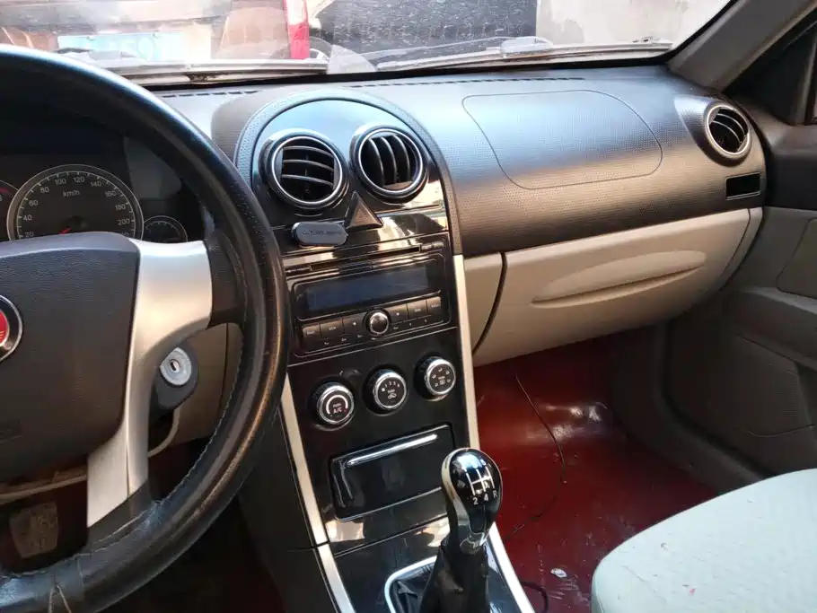 Geely auspicious SC3 2013 — фото 13