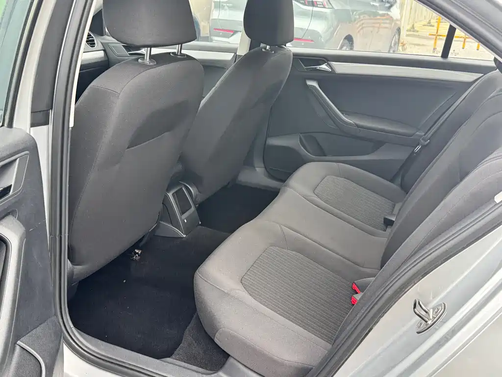 Volkswagen Jetta 2015