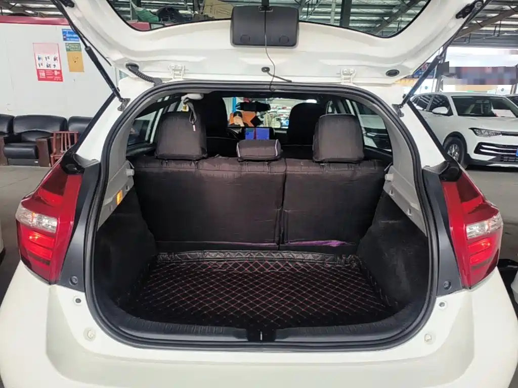 Toyota Vios FS 2017 — фото 19